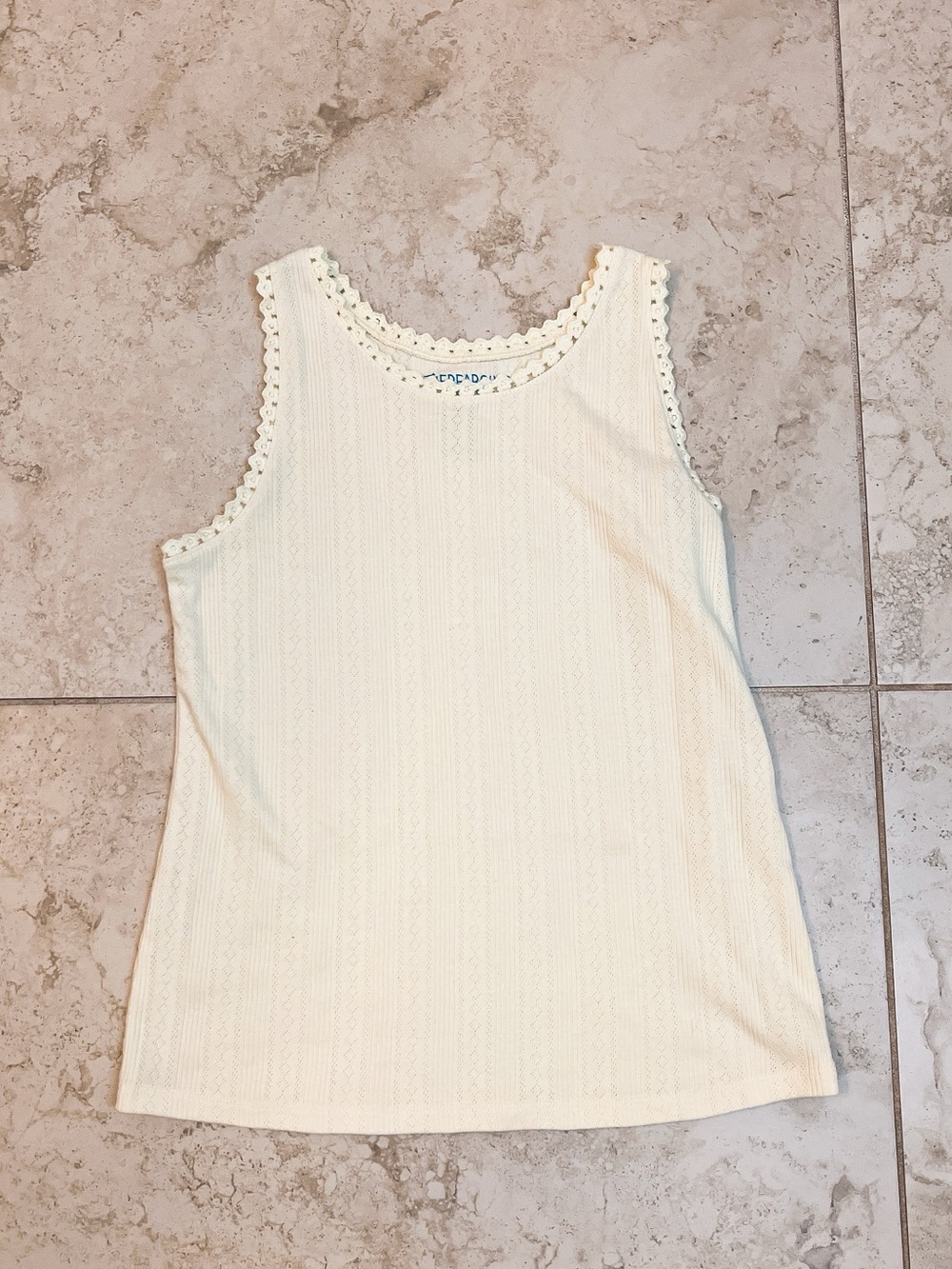 Free- Tank